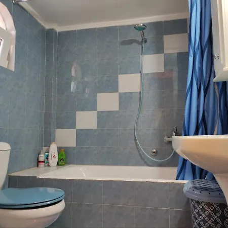 George'S Family Friendly Maisonette With Great Exterior Drosiá Exterior foto