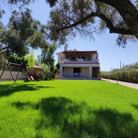 George'S Family Friendly Maisonette With Great Exterior Drosiá Exterior foto