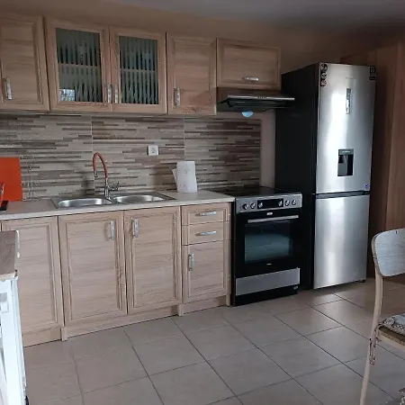 George'S Family Friendly Maisonette With Great Exterior Drosiá Exterior foto